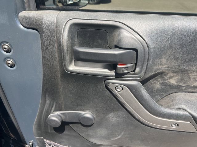 Used 2017 Jeep Wrangler Unlimited Sport w/ Connectivity Group image 29
