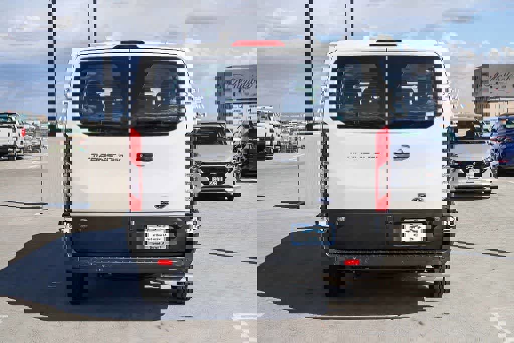 Used 2023 Ford Transit 350 XL image 7