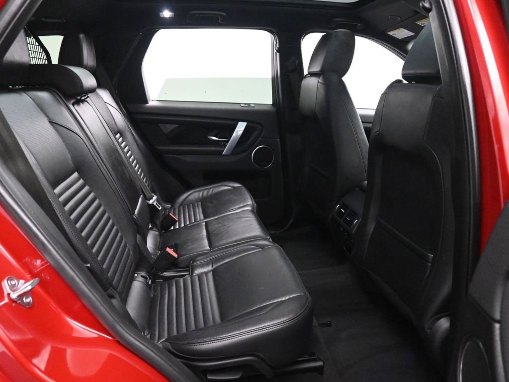 Used 2022 Land Rover Discovery Sport SE image 20