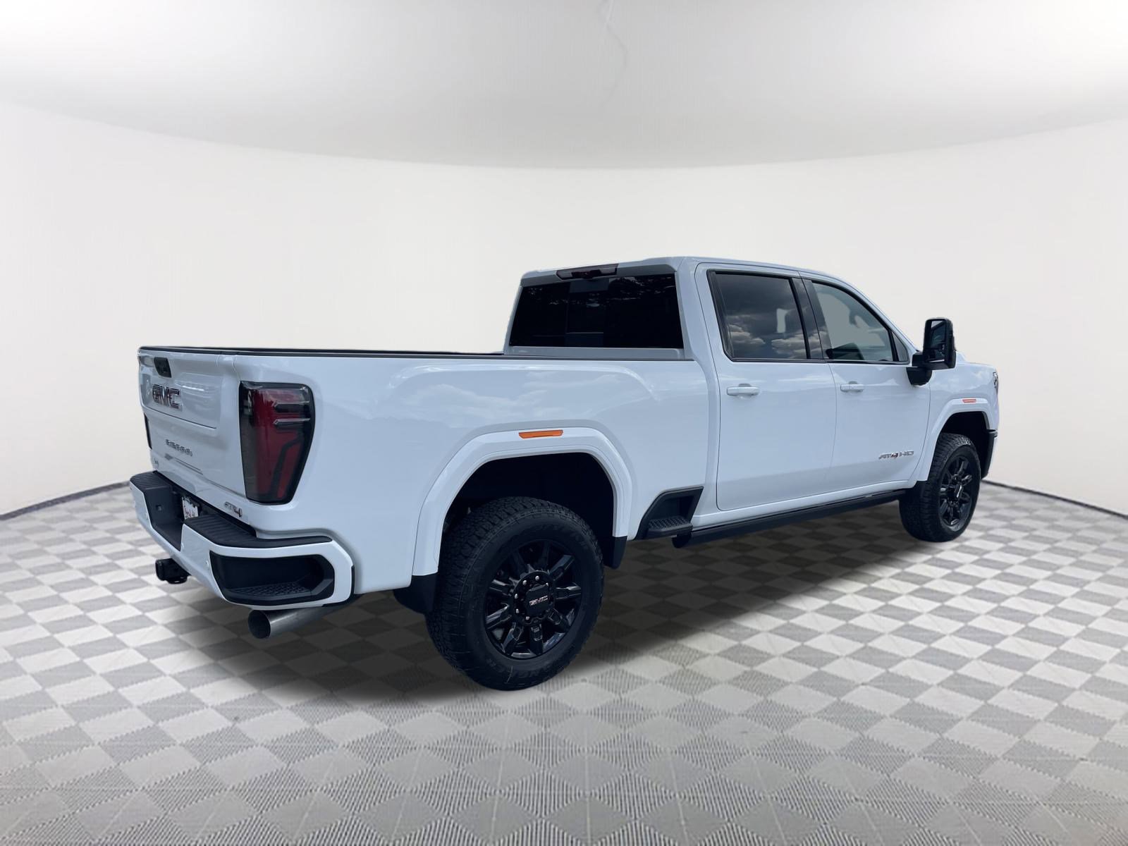 New 2025 GMC Sierra 2500 AT4 w/ AT4 Premium Plus Package image 7
