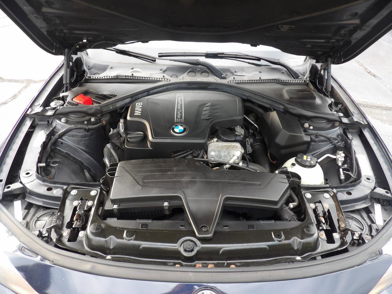 Used 2015 BMW 320i xDrive Sedan image 29