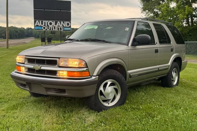Used 2001 Chevrolet Blazer LT w/ Preferred Equipment Group