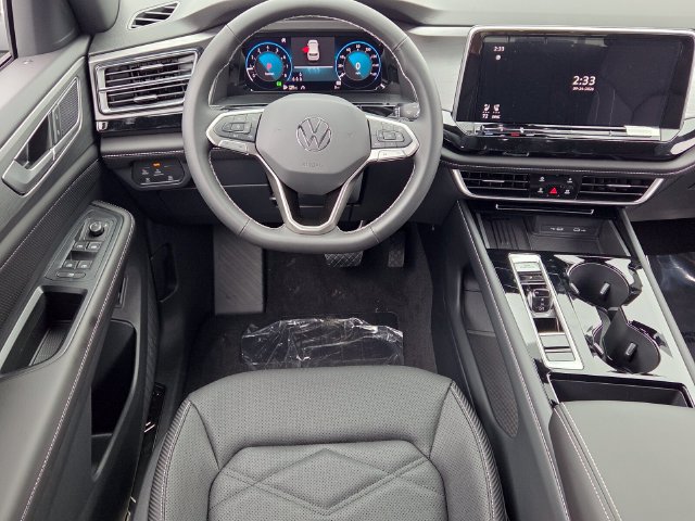 New 2026 Volkswagen Atlas Cross Sport SE FWD image 7