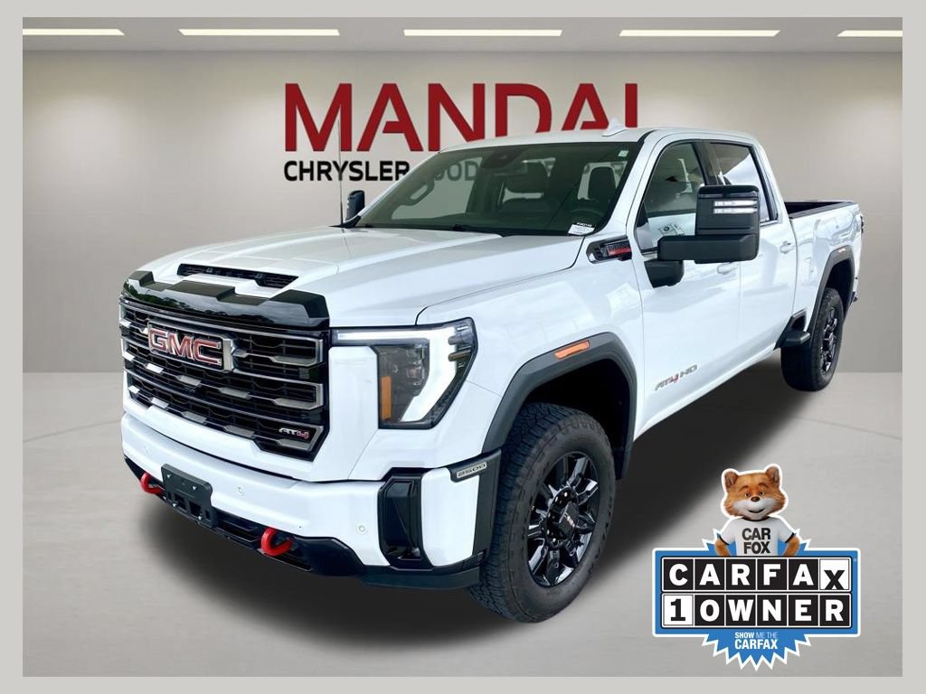 Used 2025 GMC Sierra 2500 AT4 AWD/4WD image 1