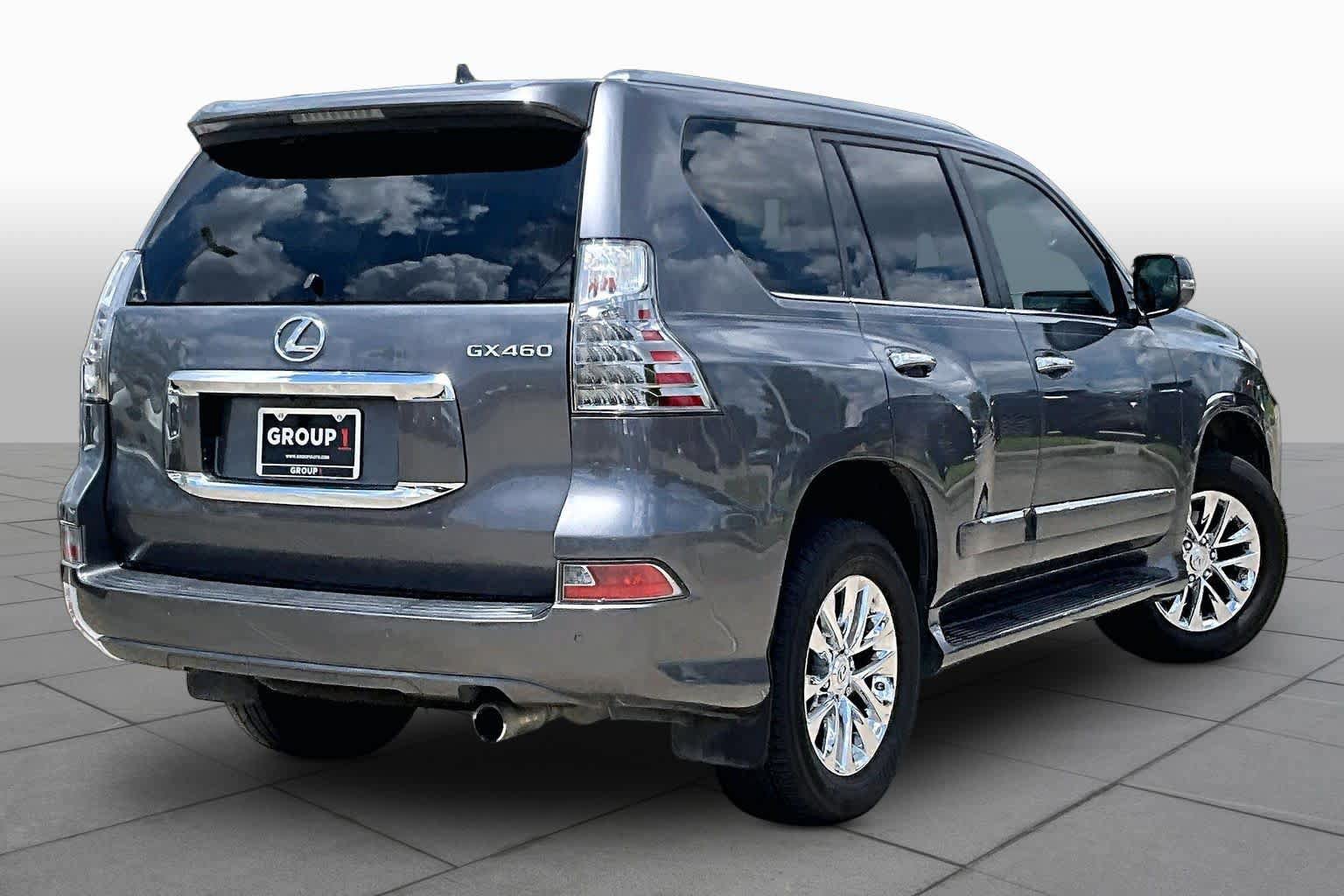 Used 2015 Lexus GX 460 w/ Premium Package AWD/4WD image 11