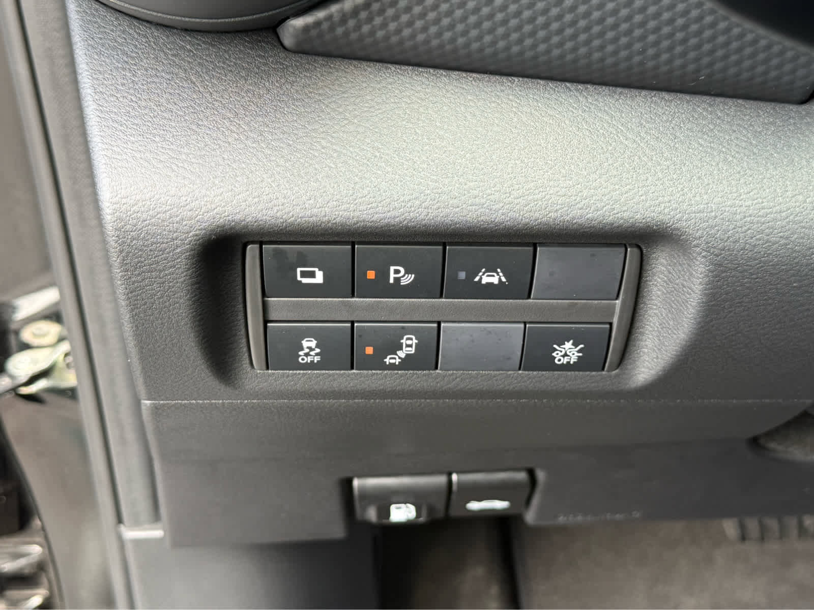 Used 2025 Nissan Kicks Play S FWD image 23