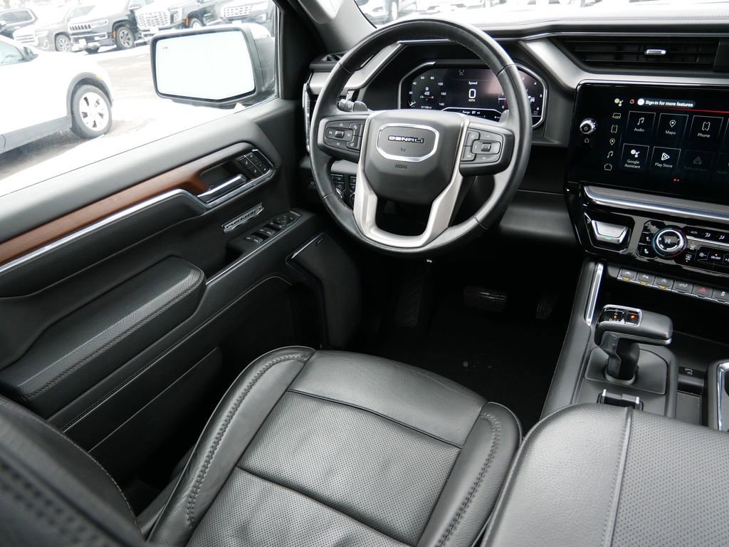 Used 2024 GMC Sierra 1500 Denali w/ Denali Reserve Package image 13