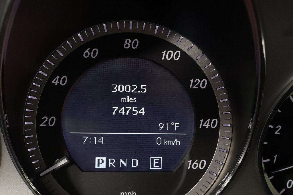 Used 2011 Mercedes-Benz C 300 Sedan image 17