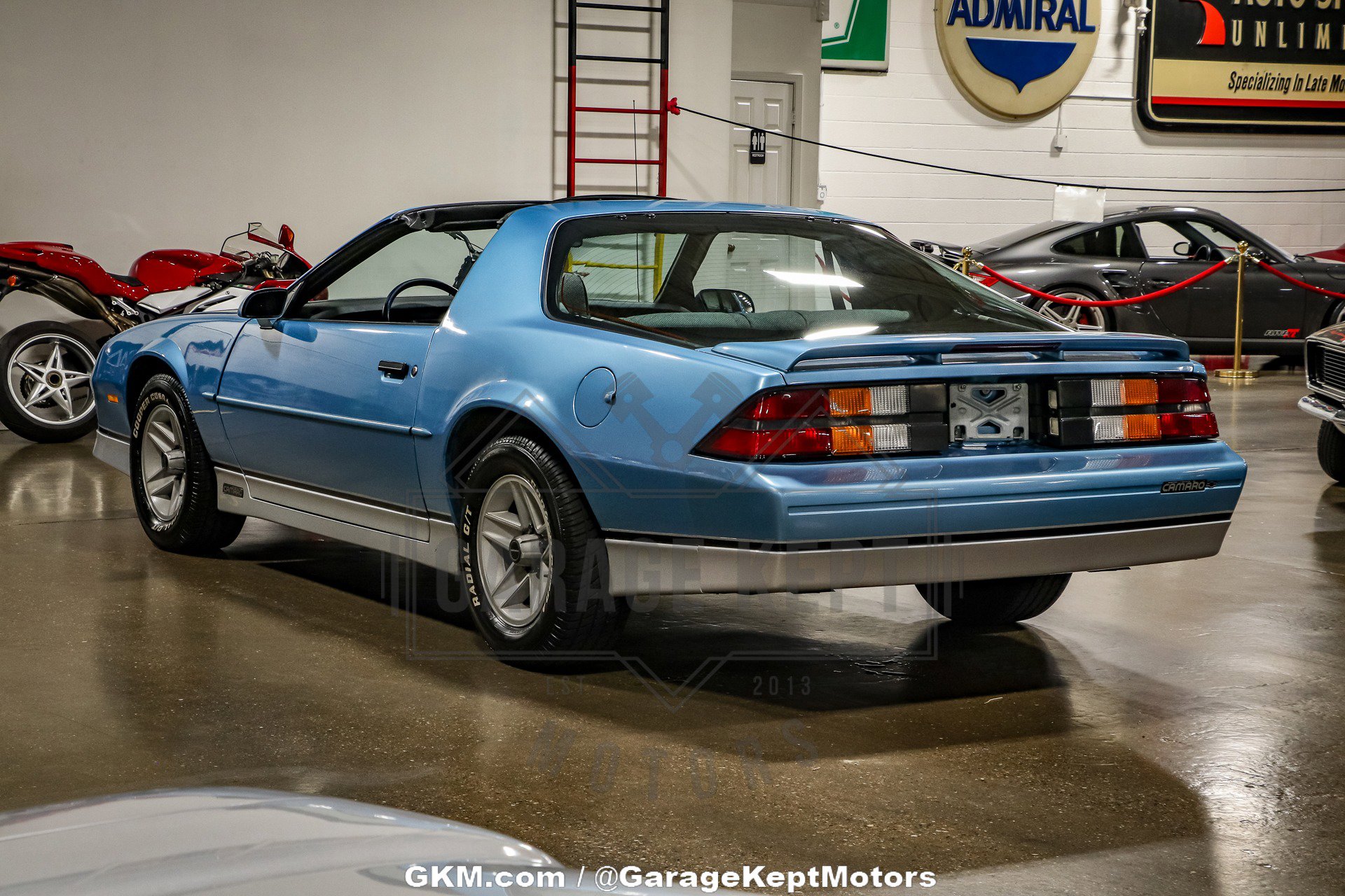 Used 1988 Chevrolet Camaro LT image 64