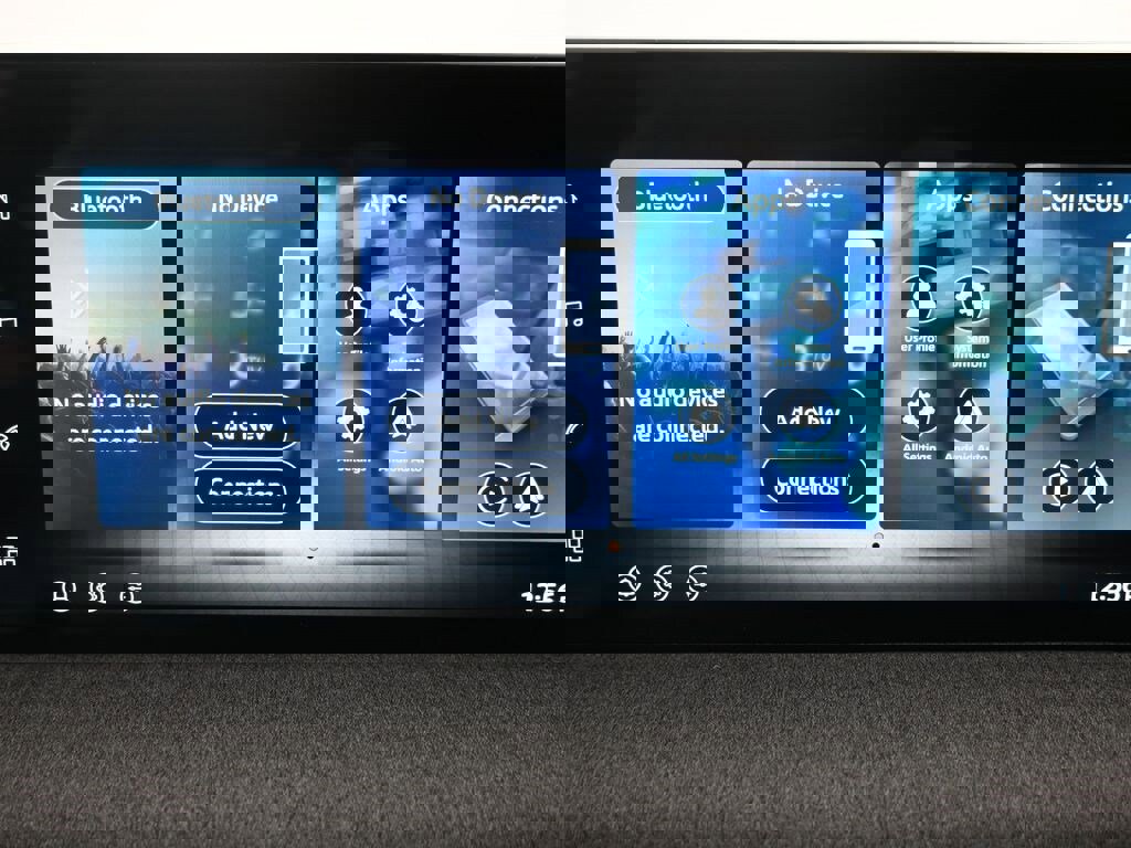 New 2026 Nissan Kicks SV image 15