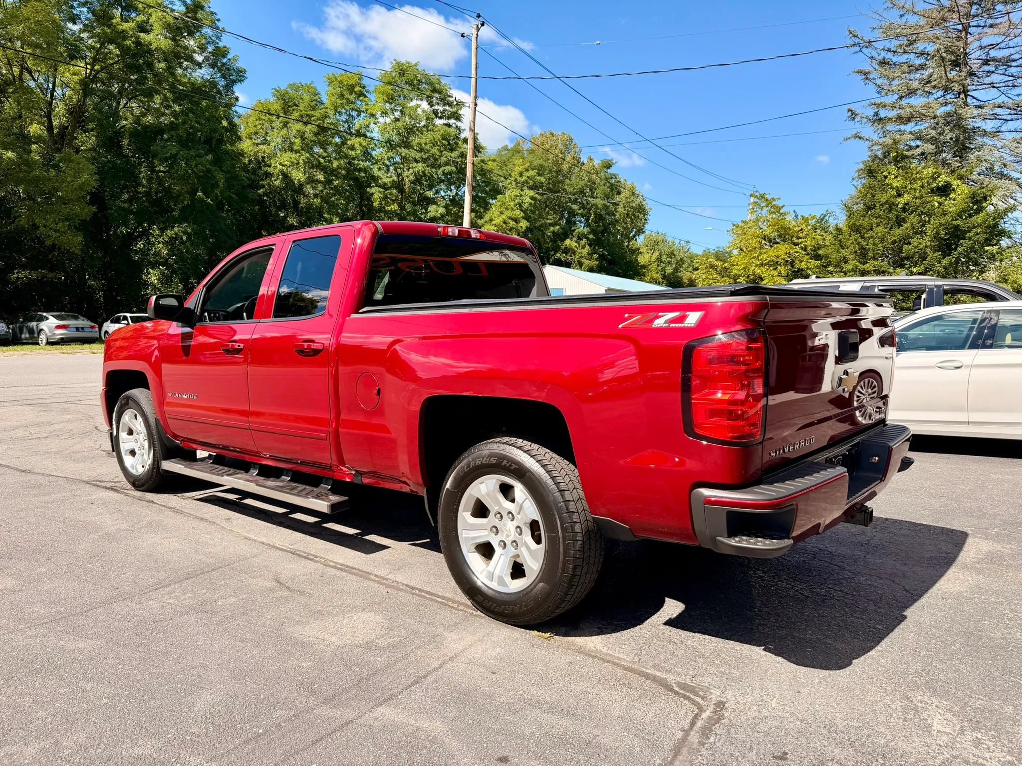 Used 2019 Chevrolet Silverado 1500 LT w/ All Star Edition AWD/4WD image 4