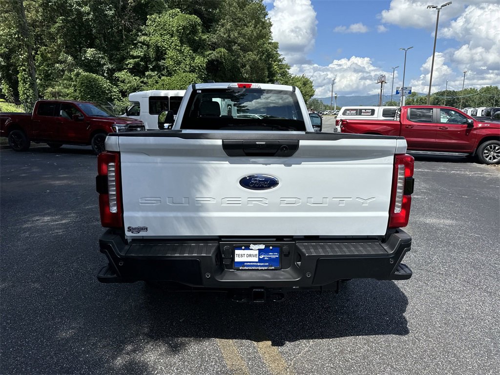 New 2025 Ford F350 XL w/ 360-Degree Camera Package image 6
