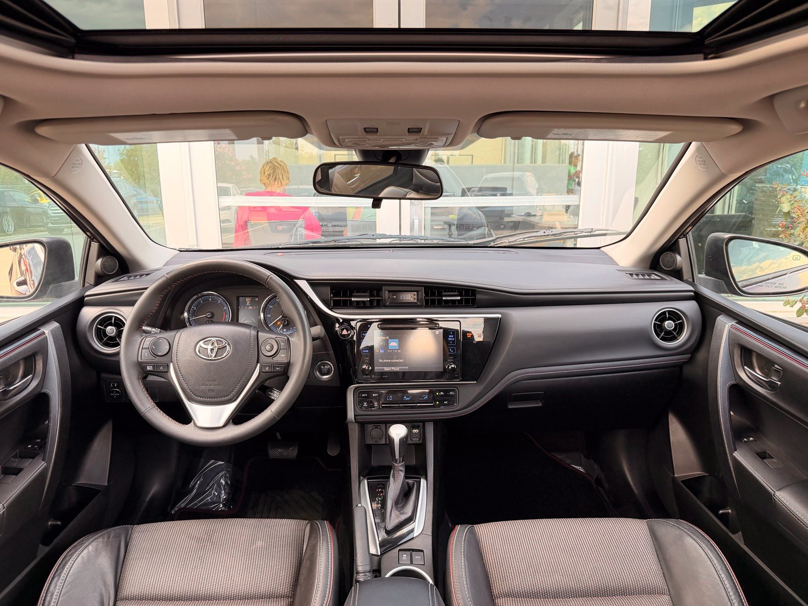 Used 2017 Toyota Corolla SE 50th Anniversary FWD image 25
