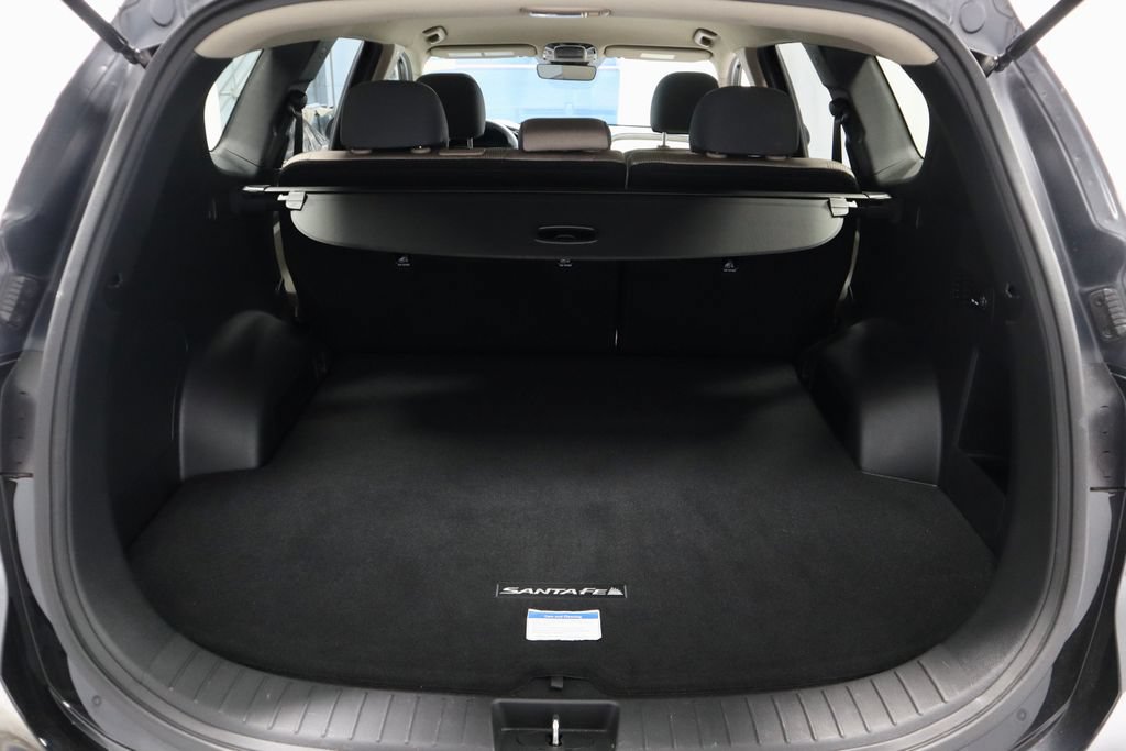 Certified 2023 Hyundai Santa Fe SE w/ Cargo Package AWD/4WD image 16