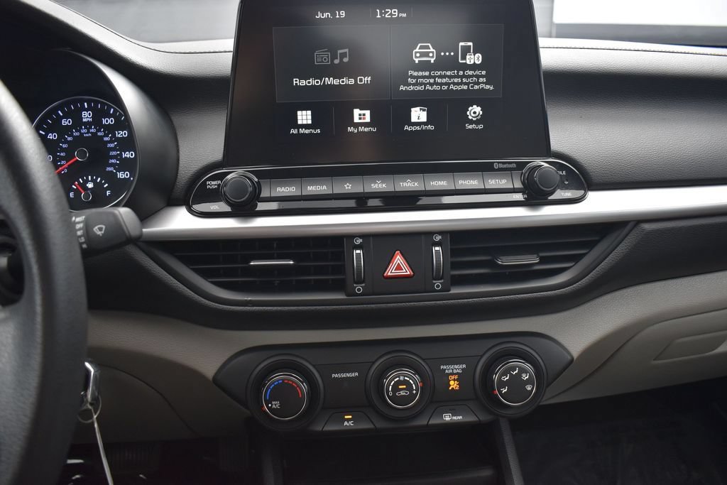 Used 2021 Kia Forte LXS FWD image 17