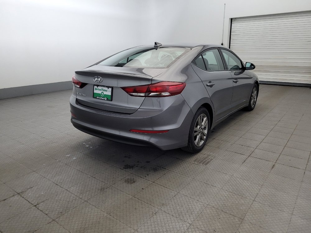 Used 2018 Hyundai Elantra Value Edition FWD image 9