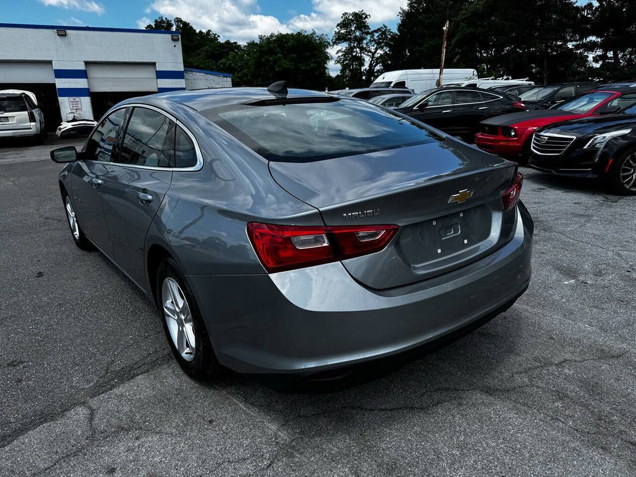 Used 2023 Chevrolet Malibu LS image 4