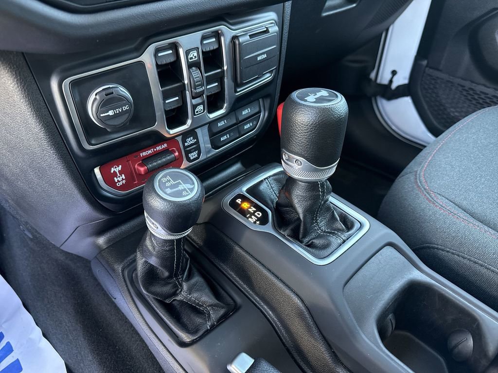 Used 2024 Jeep Wrangler Unlimited Rubicon image 18