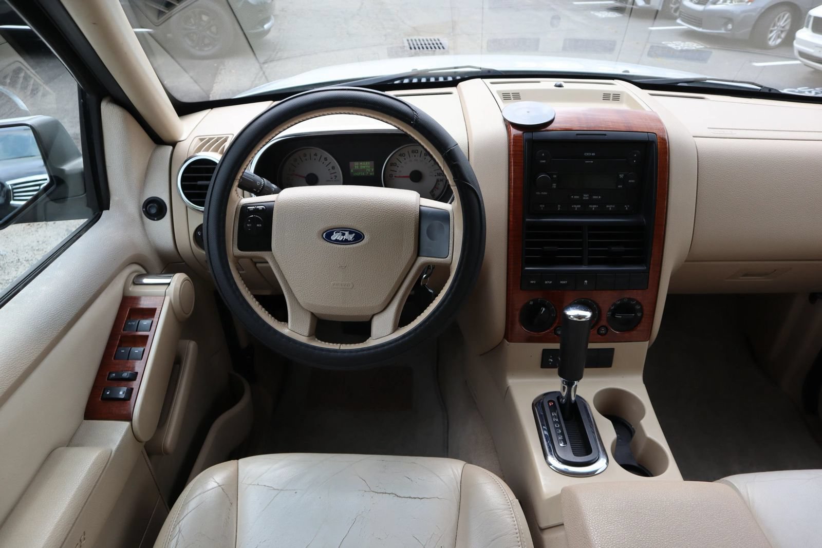 Used 2006 Ford Explorer Eddie Bauer RWD image 22