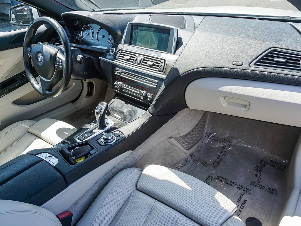 Used 2012 BMW 650i Convertible RWD image 14