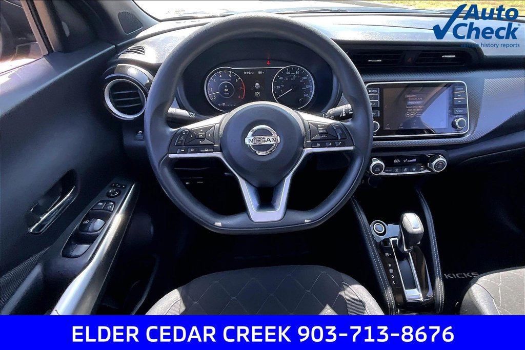Used 2018 Nissan Kicks SV FWD image 6