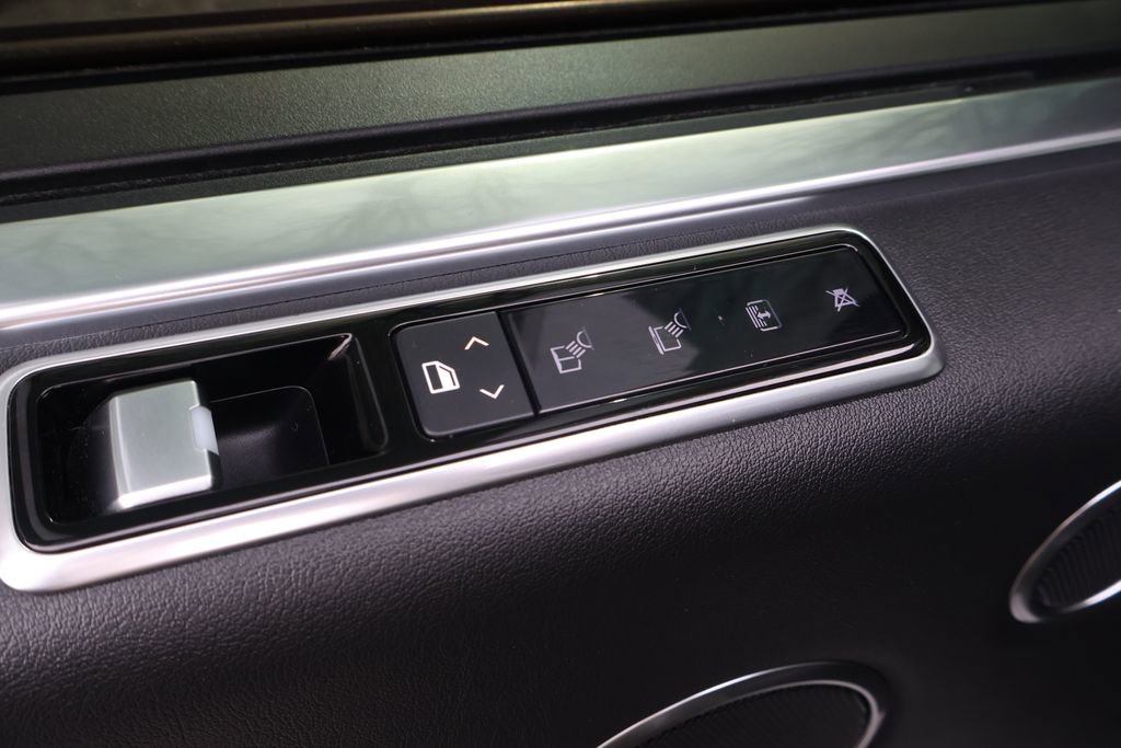 Used 2021 Land Rover Range Rover P525 Westminster Edition LWB image 47