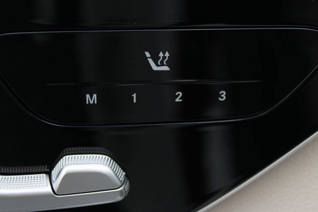 New 2025 Mercedes-Benz C 300 4MATIC Sedan image 13