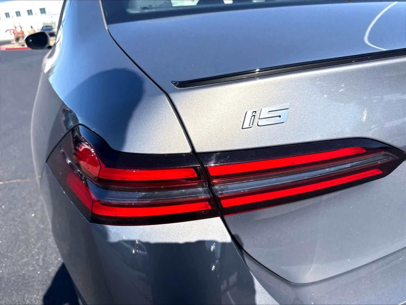 Used 2025 BMW i5 xDrive40 w/ Executive Package AWD/4WD image 26