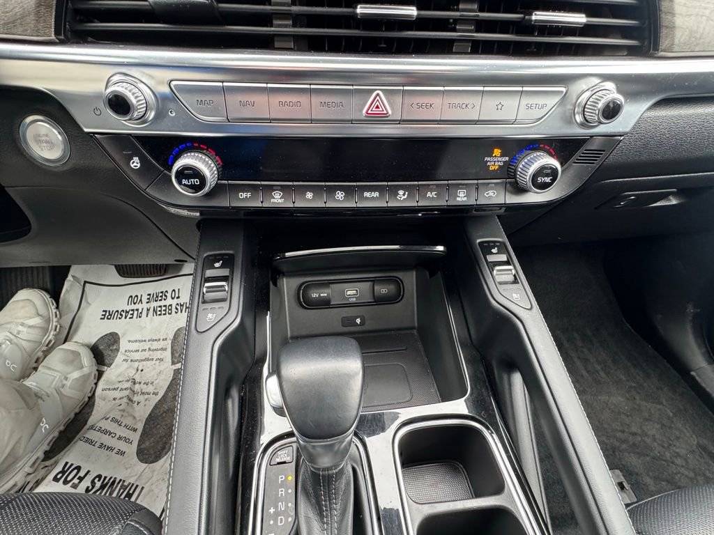 Used 2021 Kia Telluride EX image 17