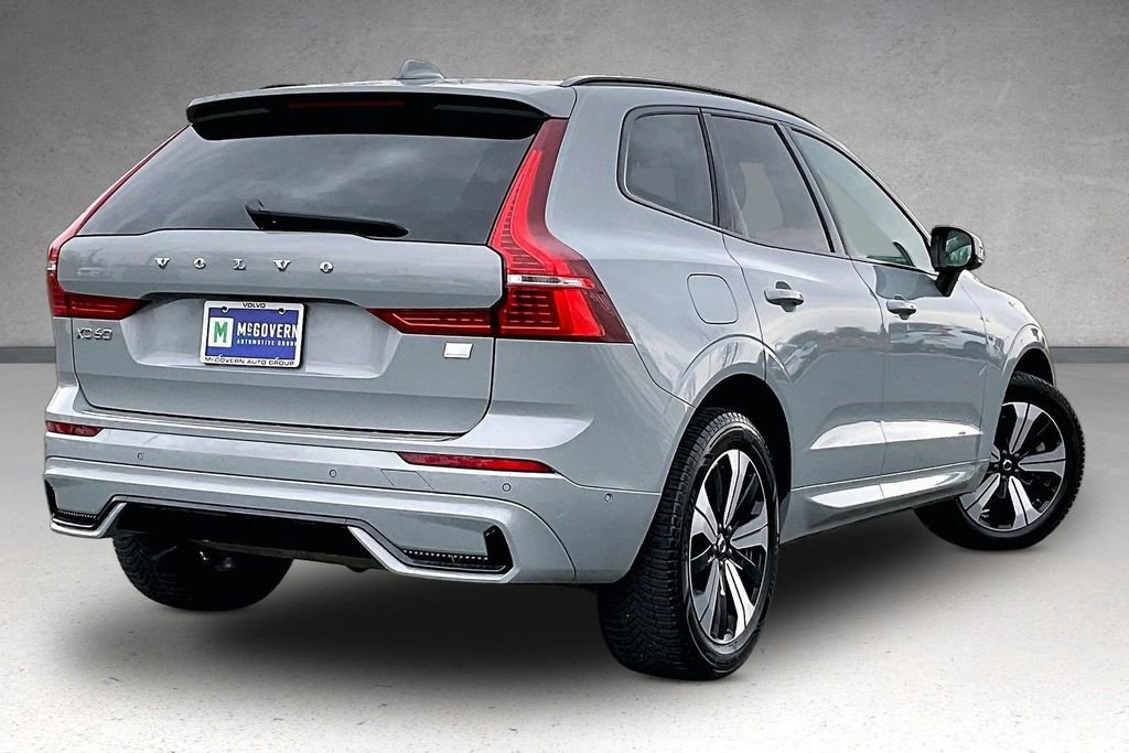Certified 2024 Volvo XC60 T8 Plus w/ Protection Package Premier image 6