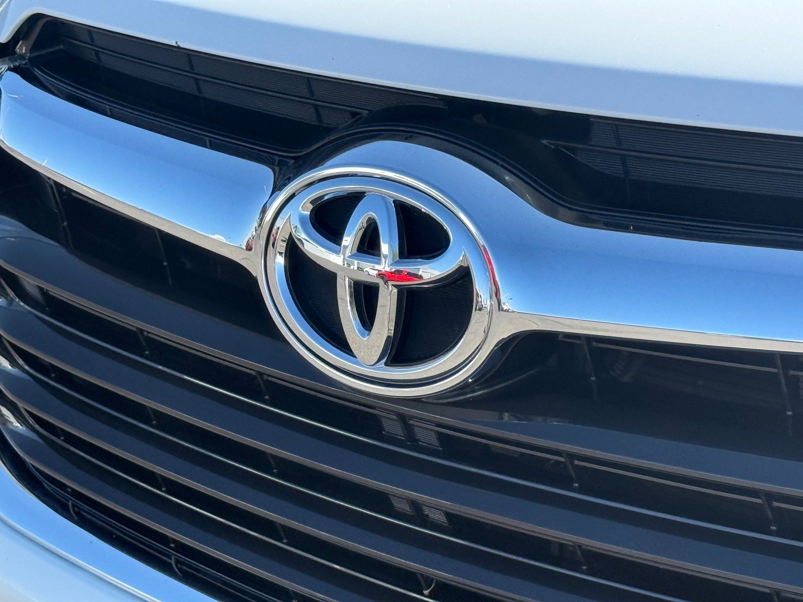Used 2015 Toyota Highlander Limited FWD image 30