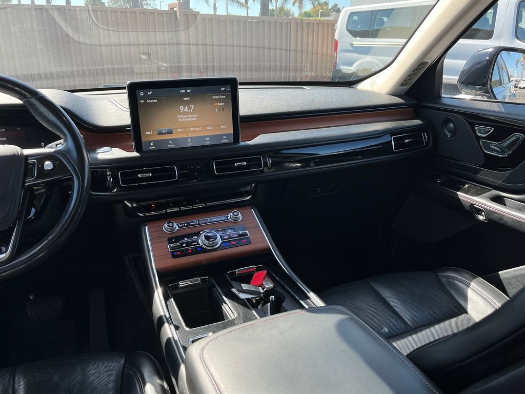 Used 2020 Lincoln Aviator Reserve w/ Equipment Group 201A RWD image 37