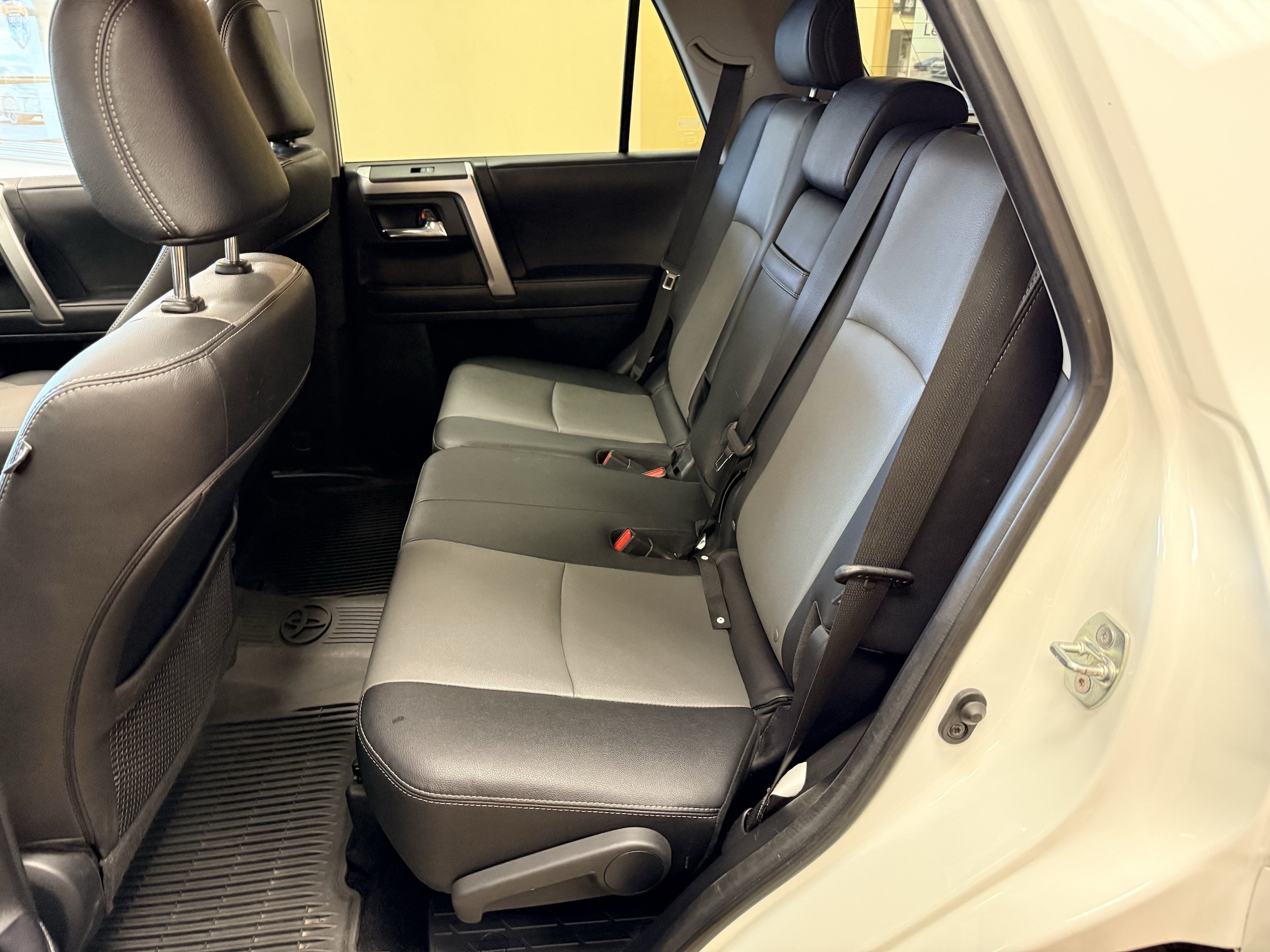Certified 2024 Toyota 4Runner SR5 Premium w/ Moonroof Package AWD/4WD image 24