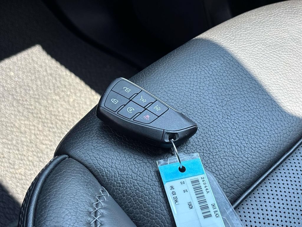 Used 2023 GMC Yukon Denali AWD/4WD image 36