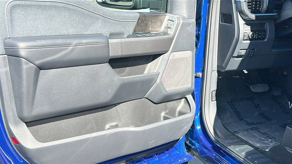 New 2026 Ford F350 Lariat w/ Tremor Off-Road Package image 23