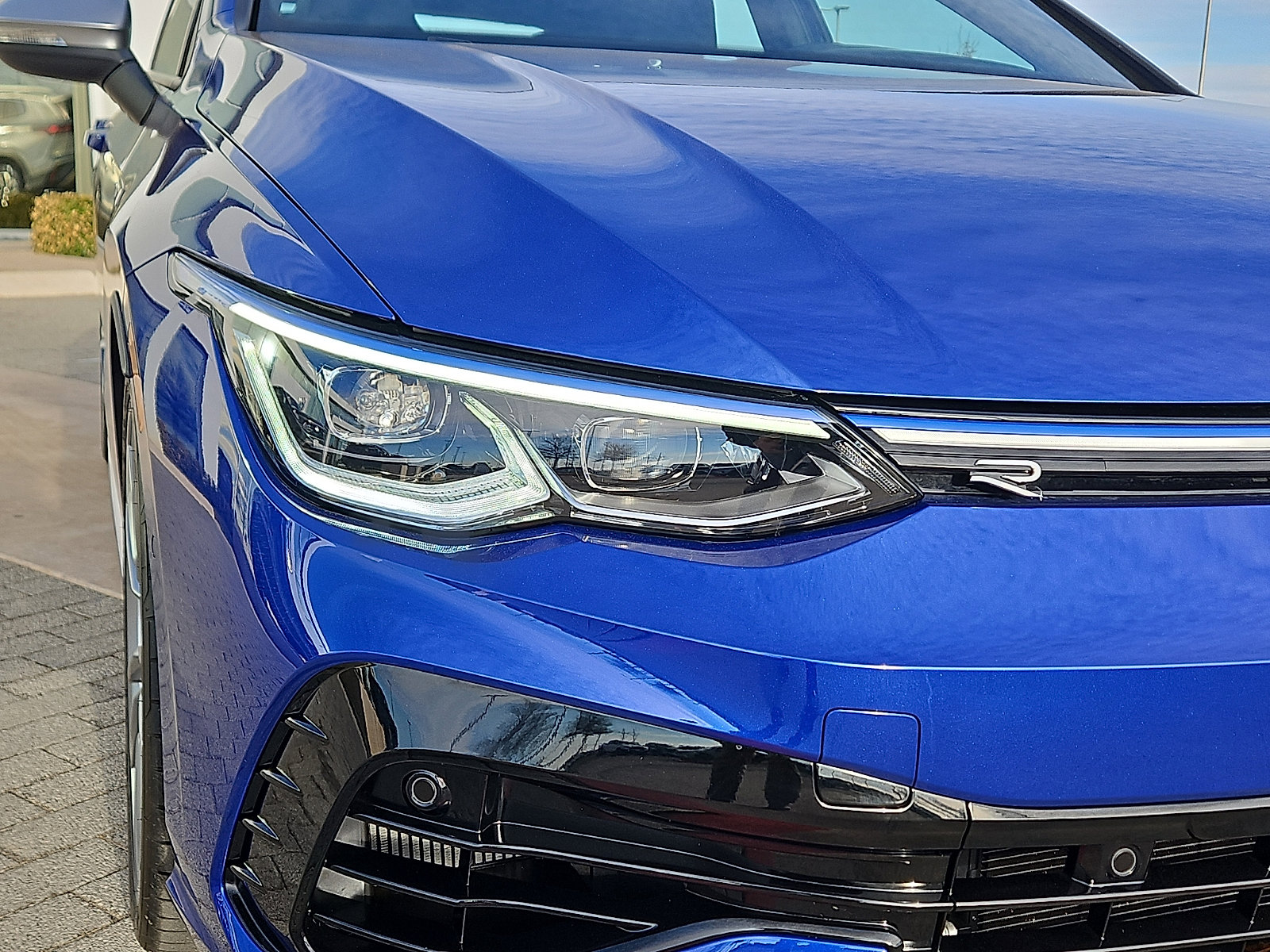 Used 2024 Volkswagen Golf R image 5