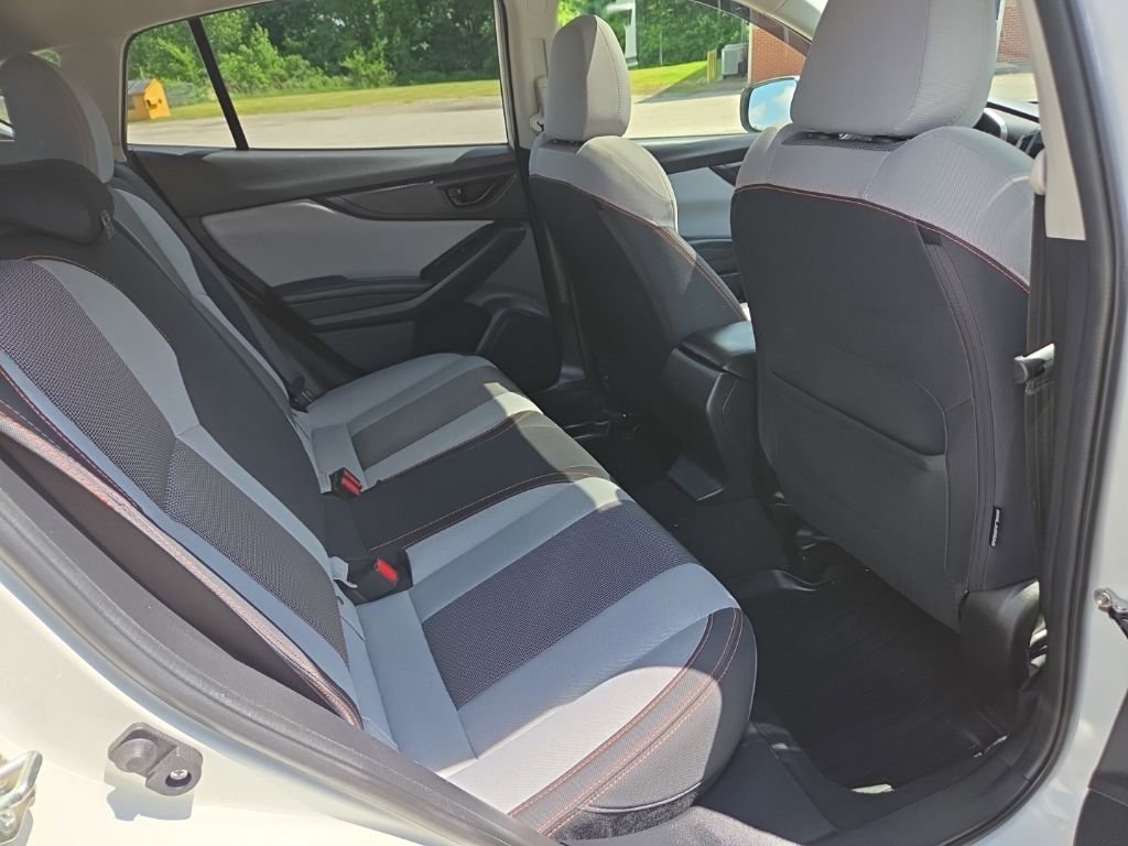 Used 2022 Subaru Crosstrek 2.0i Premium w/ Moonroof Package AWD/4WD image 23