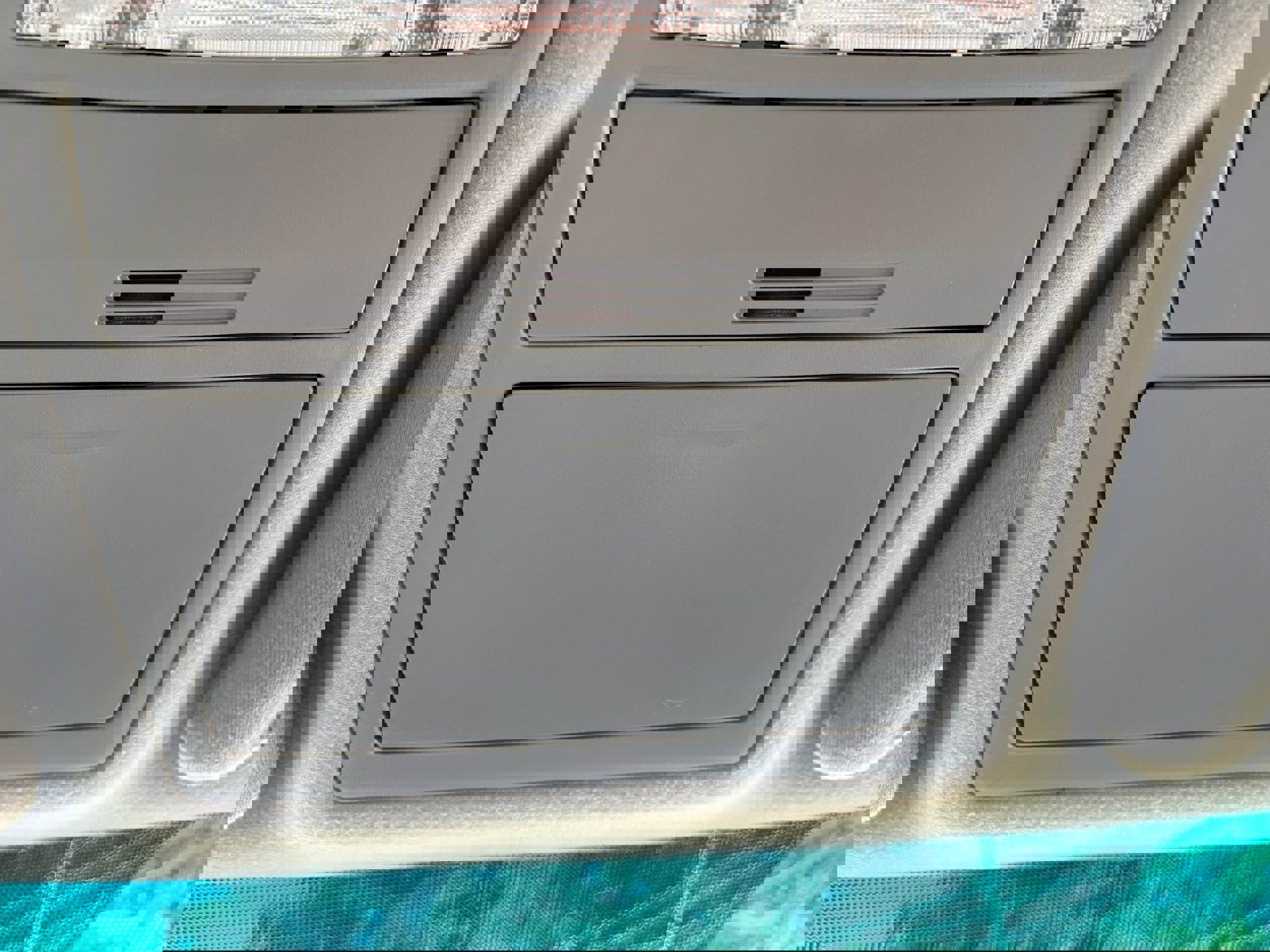 Used 2011 Toyota Camry LE image 32