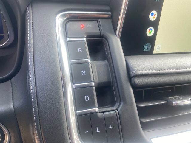 Used 2022 Chevrolet Tahoe LT w/ Luxury Package RWD image 29
