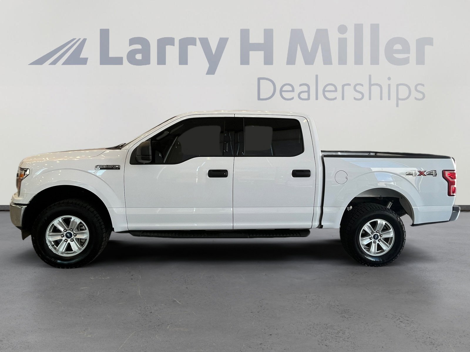 Used 2020 Ford F150 XLT image 2
