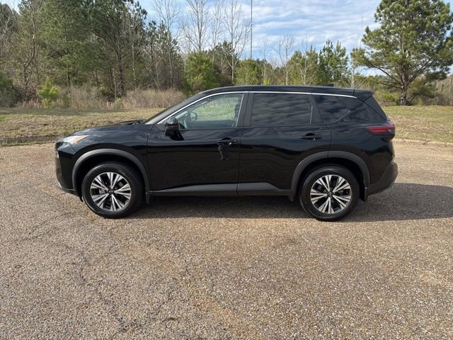 Used 2022 Nissan Rogue SV image 5