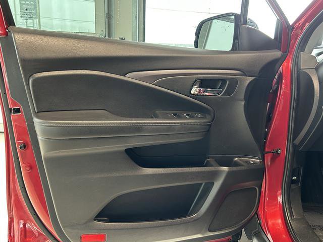 Used 2023 Honda Ridgeline Sport image 13