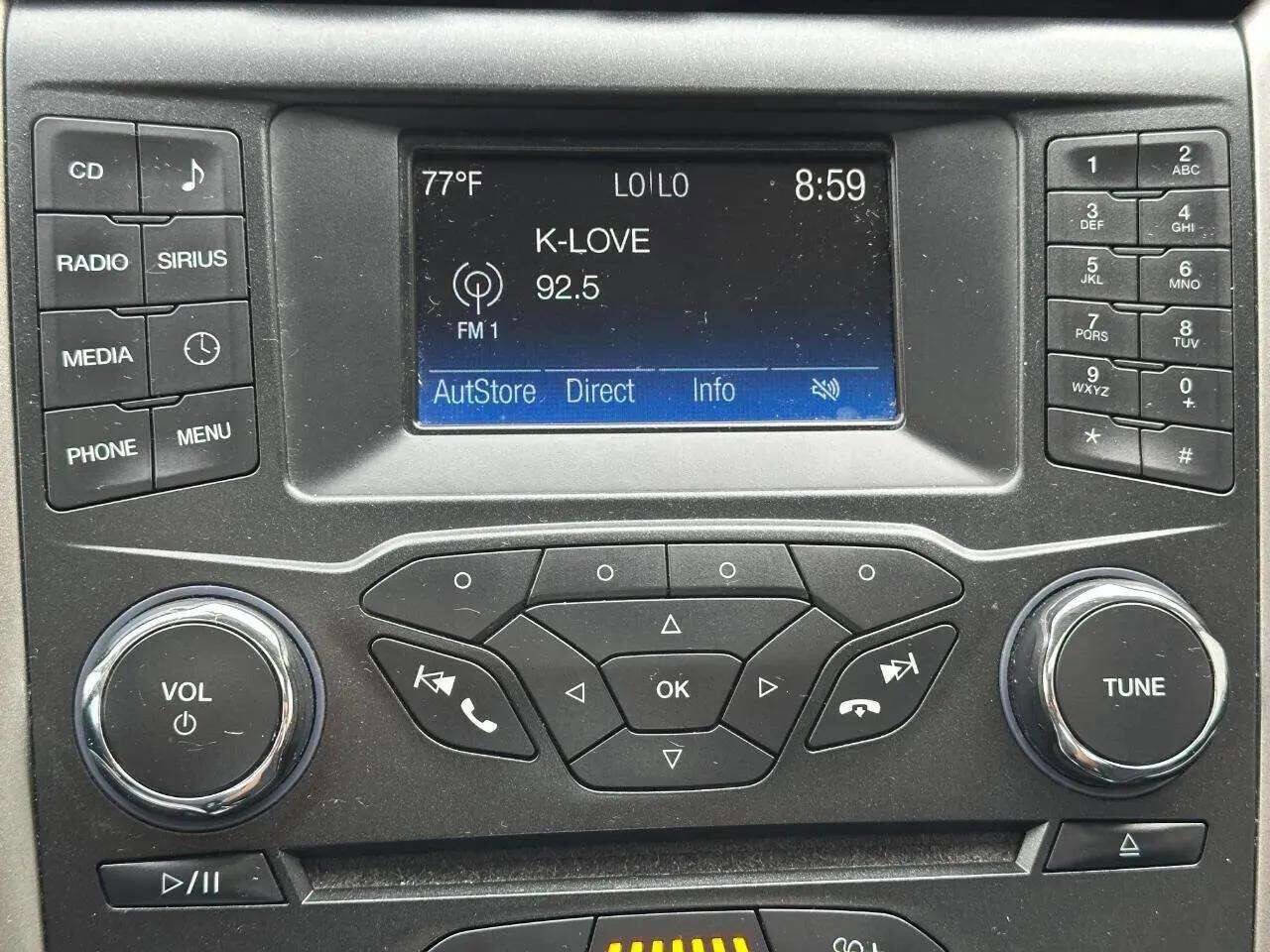 Used 2018 Ford Fusion SE image 12