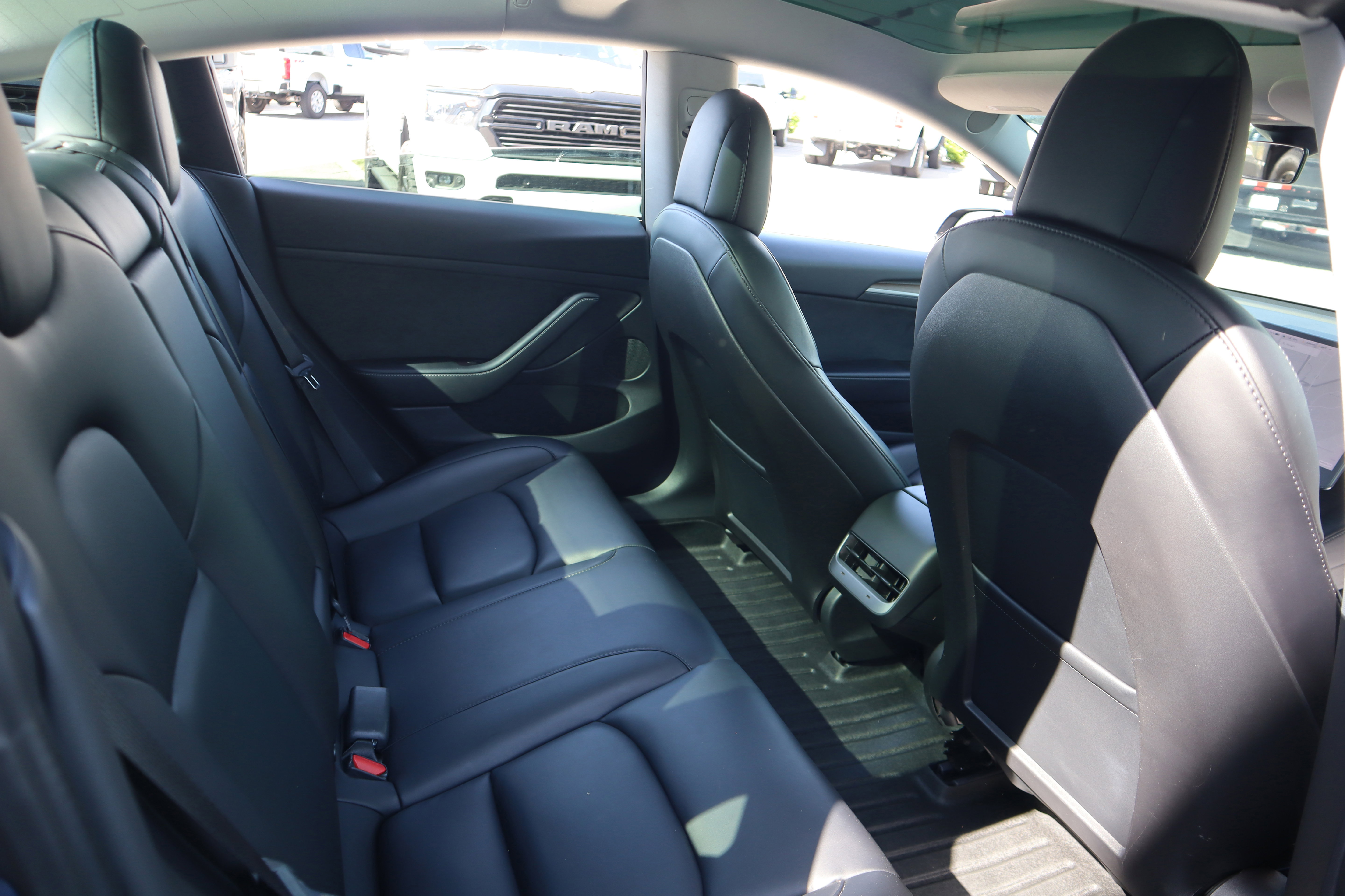 Used 2021 Tesla Model 3 Long Range AWD/4WD image 24