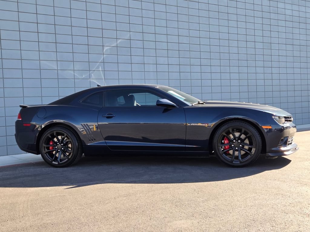 Used 2015 Chevrolet Camaro SS w/ SS Performance Package RWD image 7