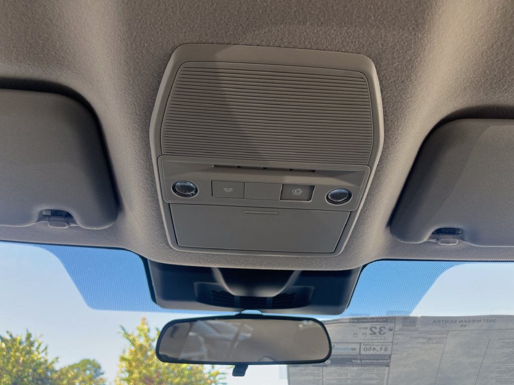 New 2027 Nissan Kicks SR FWD image 45