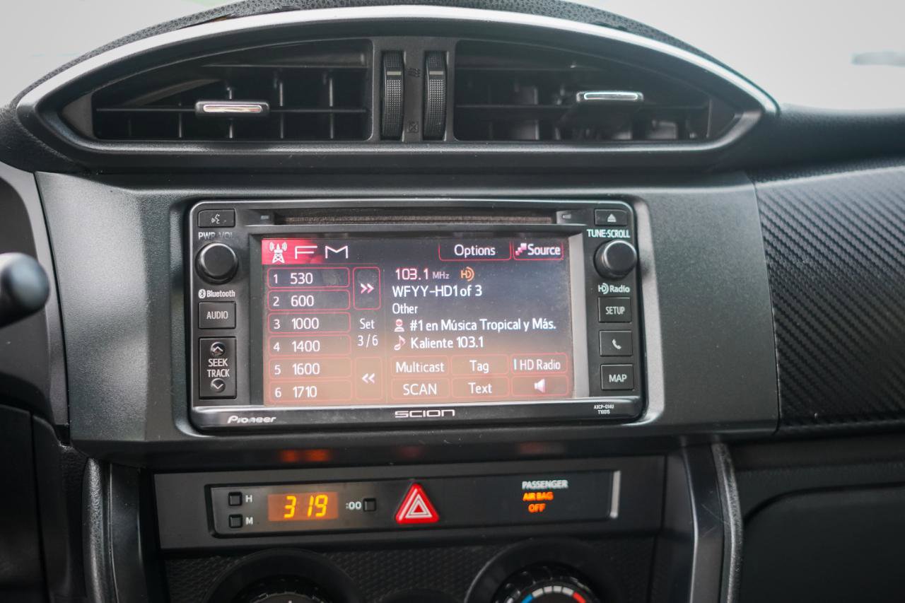 Used 2013 Scion FR-S image 11