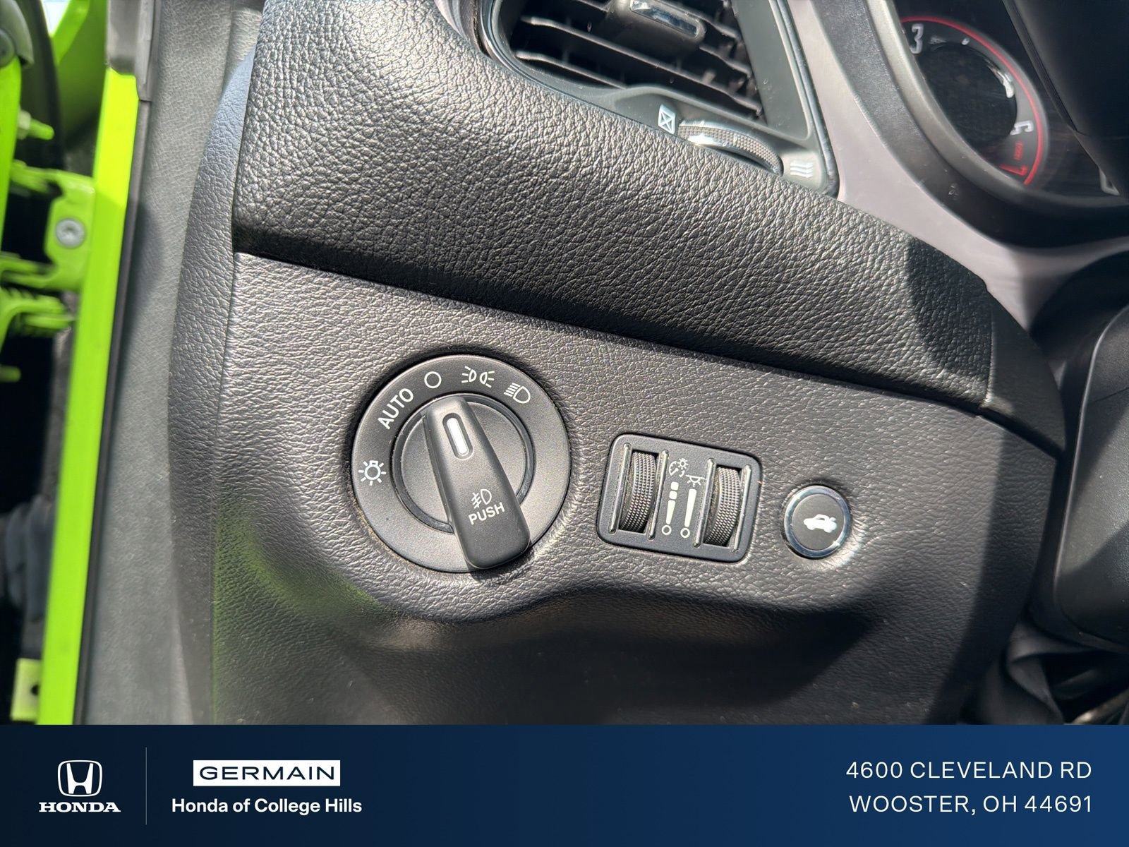 Used 2023 Dodge Challenger SXT w/ Blacktop Package image 14