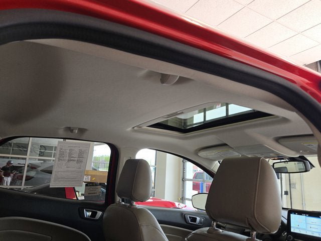 Used 2019 Ford EcoSport Titanium FWD image 9