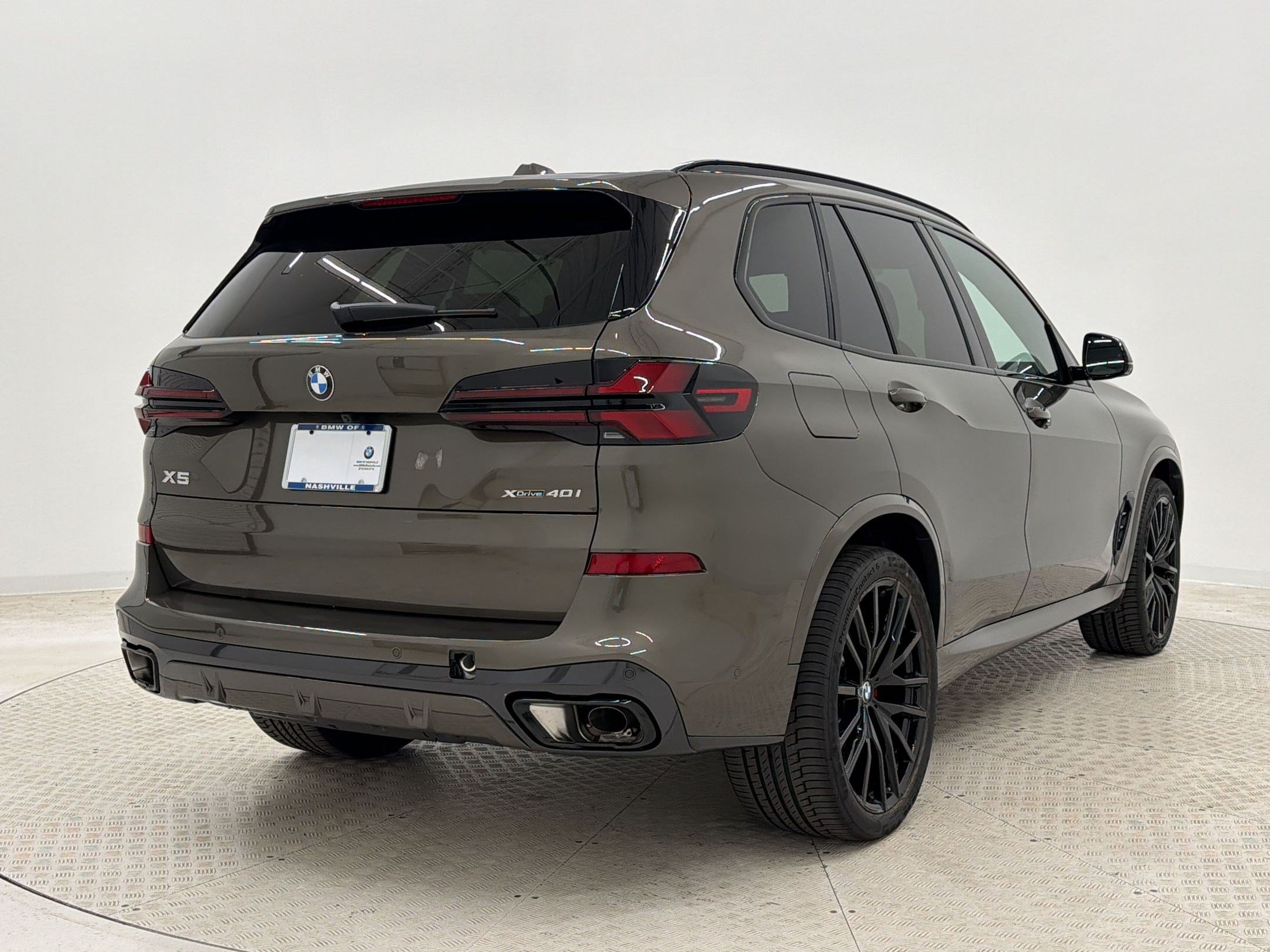 New 2026 BMW X5 xDrive40i w/ M Sport Package AWD/4WD image 9